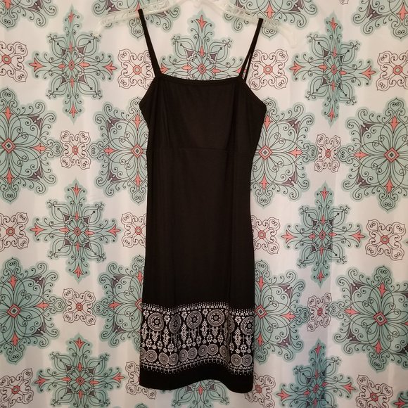 City Triangles Dresses & Skirts - City Triangles Black Strap Sundress with white embroidery on the bottom (size s)